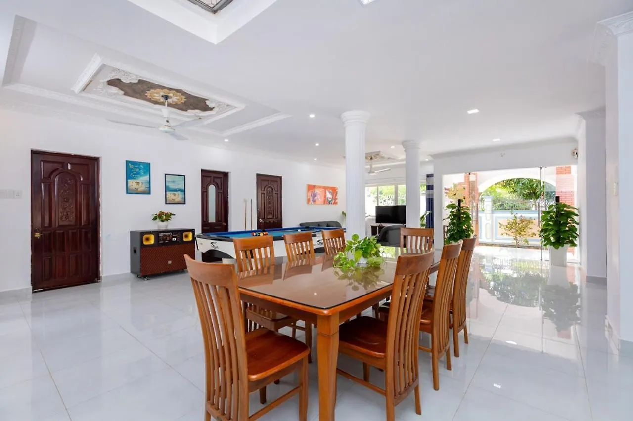 Villa Ho Boi Hoang Duc Bai Sau Dep Hoa Giay Vung Tau 0*,